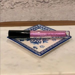 2 for $20: Huda Beauty Lip Strobe in Mystical